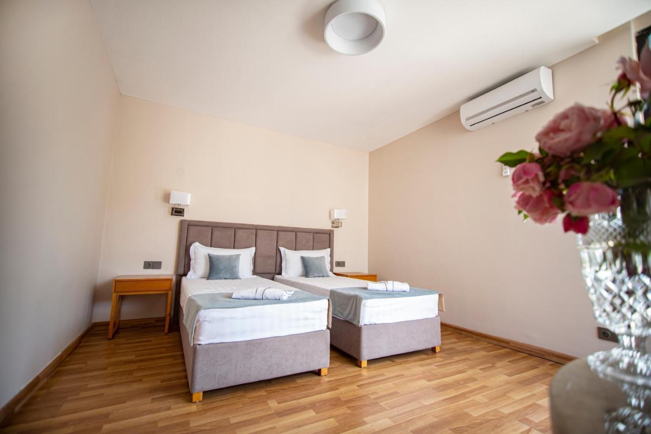 Chveni Ezo Boutique Hotel Kobuleti Bagian luar foto