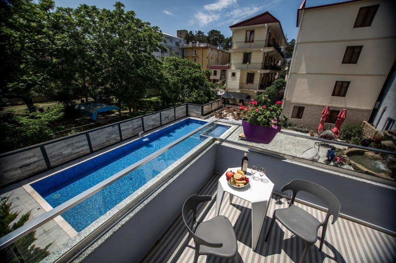 Chveni Ezo Boutique Hotel Kobuleti Bagian luar foto