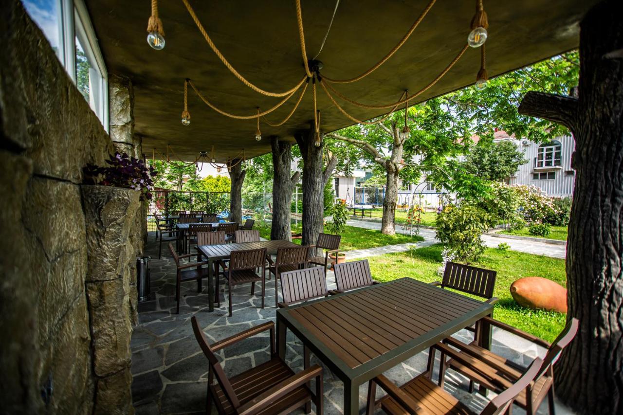 Chveni Ezo Boutique Hotel Kobuleti Bagian luar foto